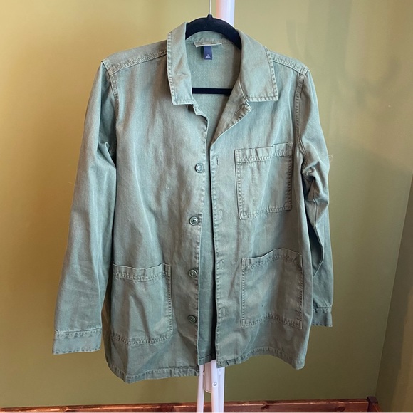 Green Lightweight Shacket - Picture 3 of 6